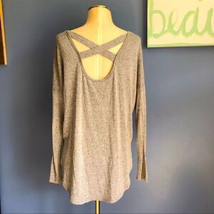 Garage Juniors / Women’s Criss Cross Back Gray Tunic Top - M